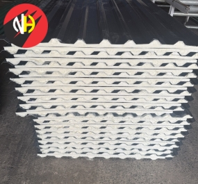 Tôn cách nhiệt phun PU 16li