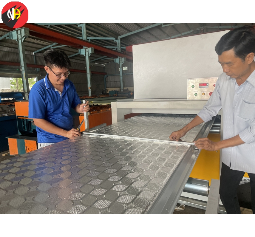 Màu xanh ngọc phun PU 16li 