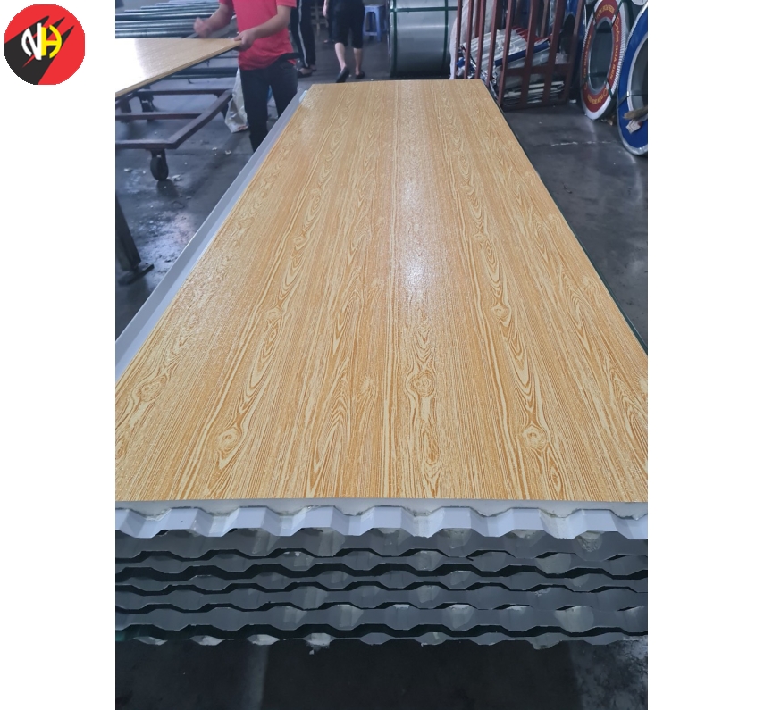 Tôn đổ Foam PU 16li: hoa văn vân gỗ